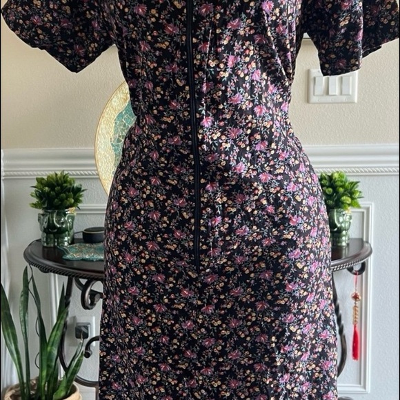 Vintage Status II California Floral Zip-Front Dress – Size M/L - Picture 4 of 4